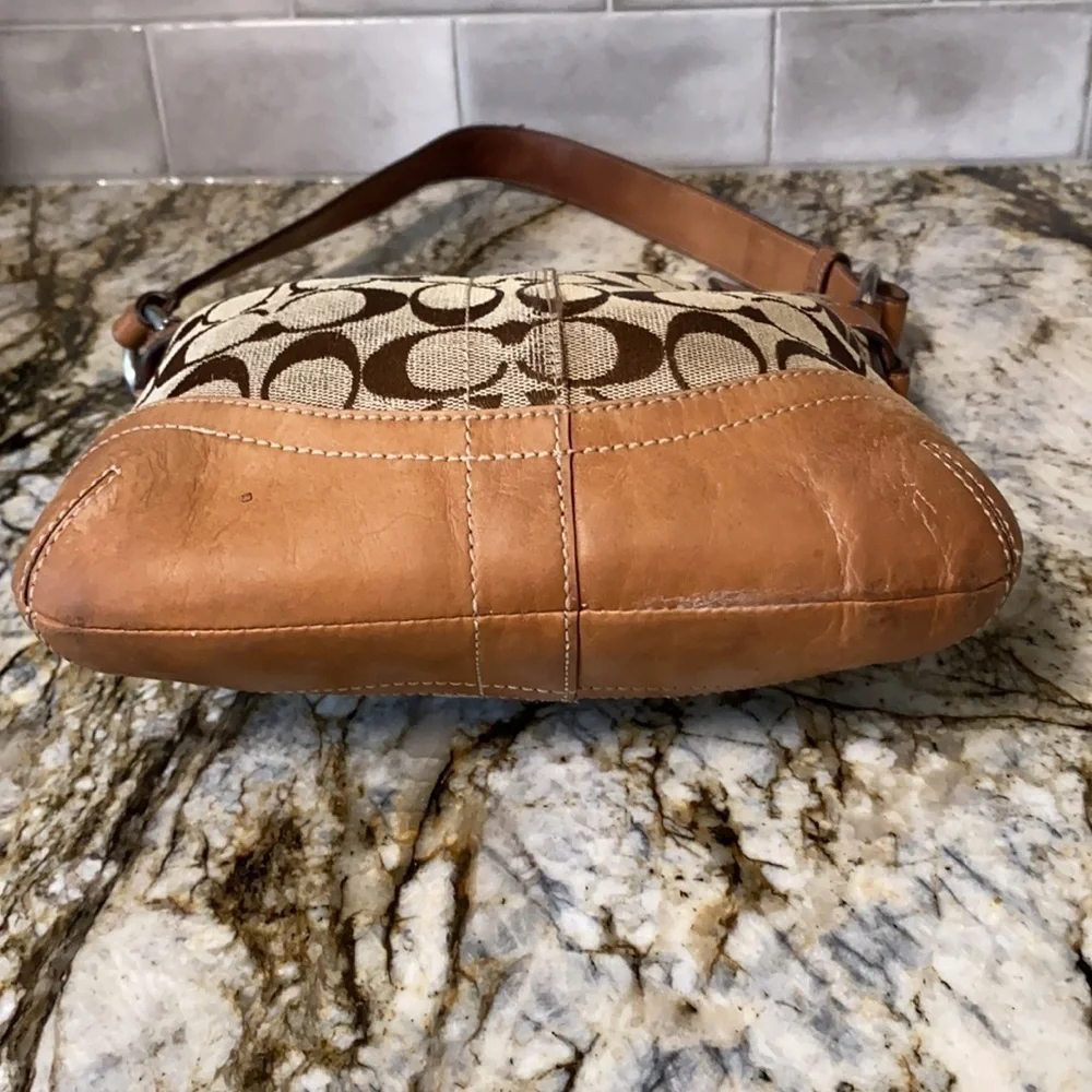 Coach  W Signature Logo W/Leather Trim Bag